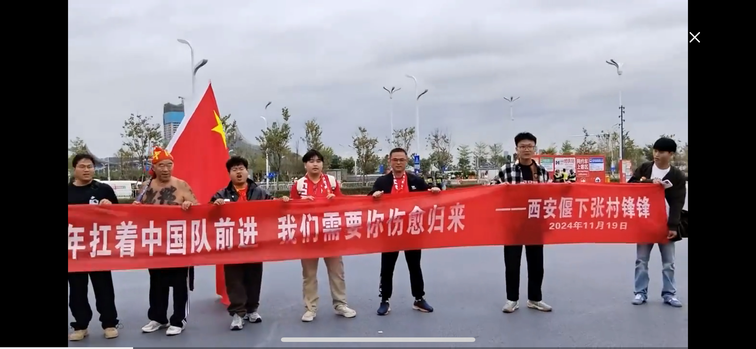 必胜球队在决赛中展现出强大实力